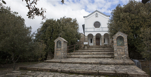 Sentiero escursionistico inserito nel R.E.L. - partenza da piazza duomo arrivo al santuario madonna della neve